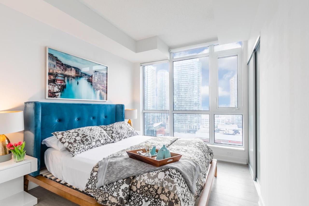 Luxury 2 Bedroom In The Heart Of Entertainment District - City Skyline View & Balcony Toronto Zewnętrze zdjęcie